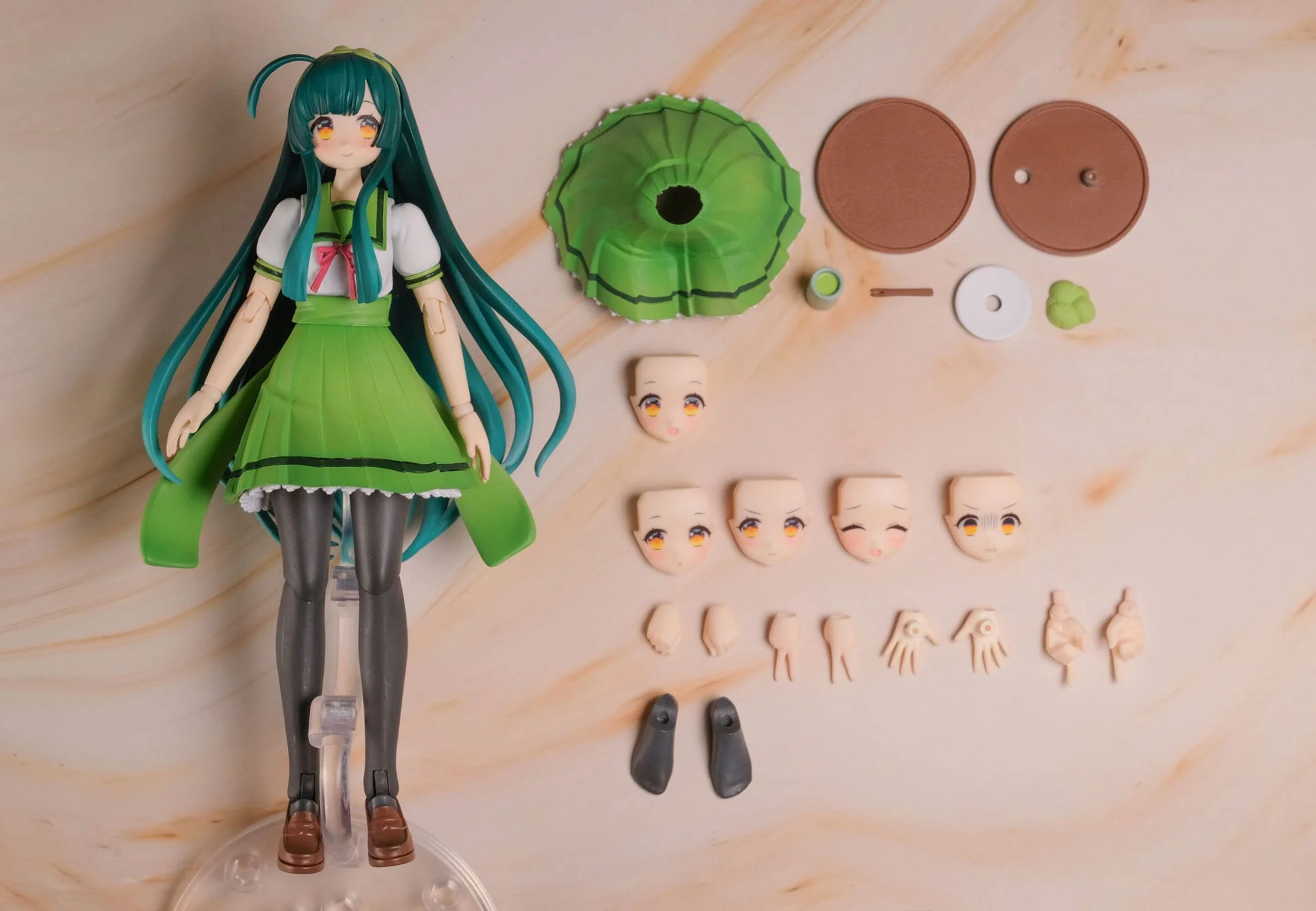 Tohoku Zunko Plastic Model Kit Plum - Image 12